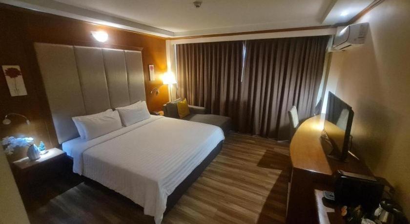 Western Grand Hotel Ratchaburi Ban Bang Kra Eksteriør billede