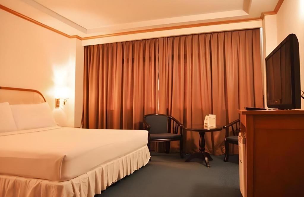 Western Grand Hotel Ratchaburi Ban Bang Kra Eksteriør billede